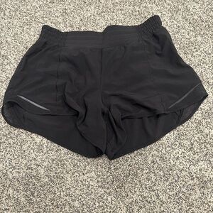 Lululemon Hotty Hot High Rise Short 4” Lined